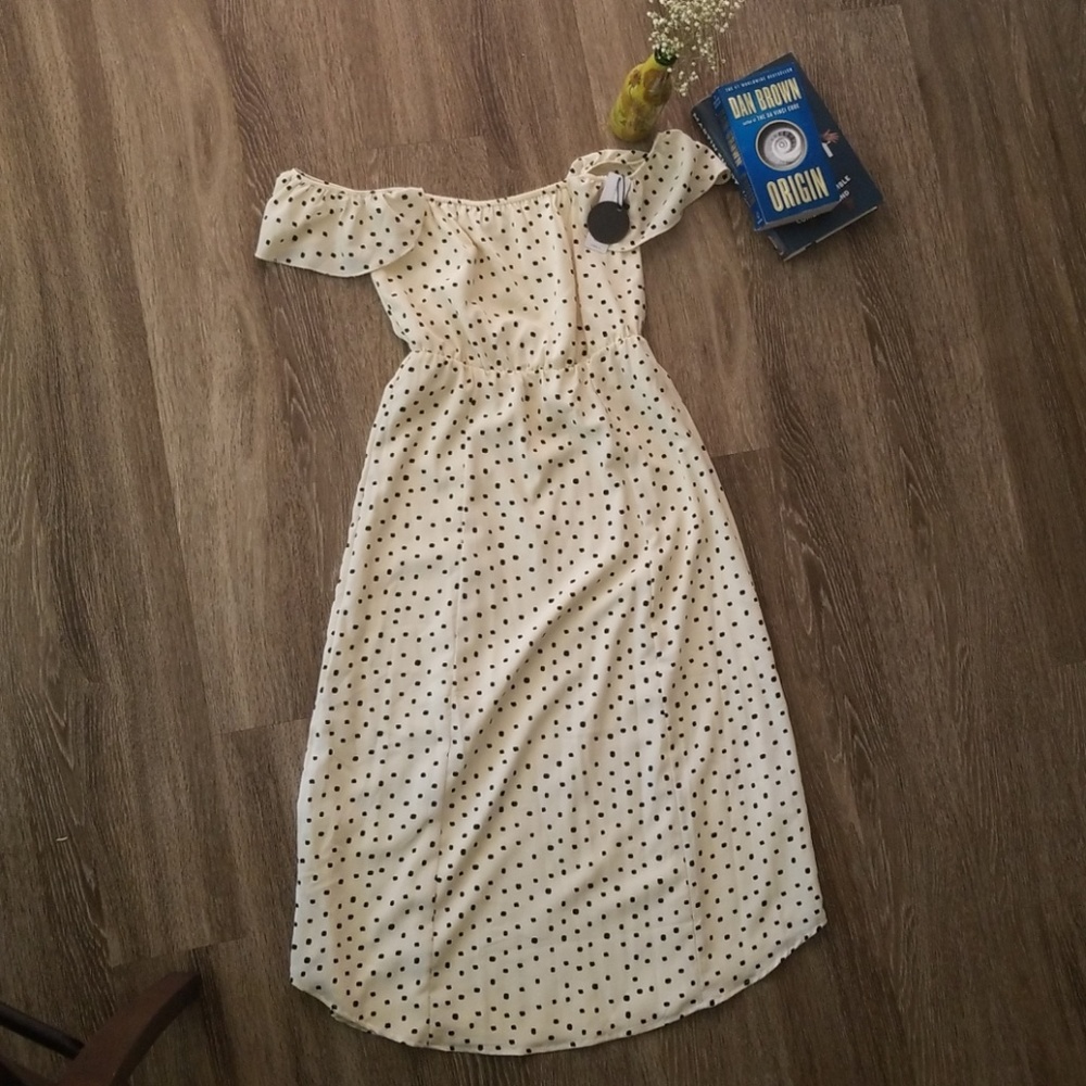 New off shoulders polka dots summer dress